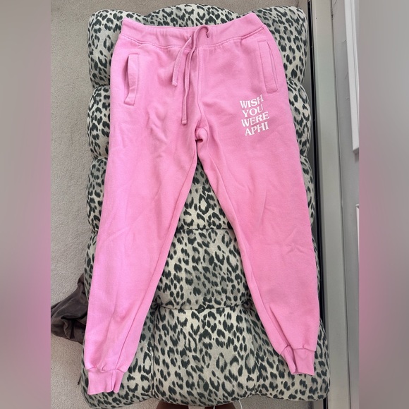 Wish You Were Aphi Pink Sweatpants Size M - Picture 2 of 5